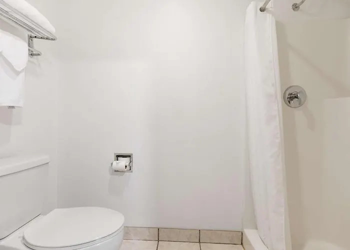 Western & - Midway Airport 3*