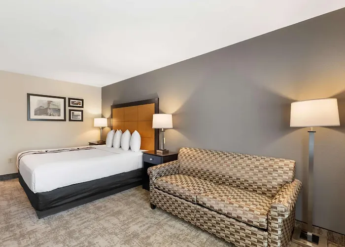 Western & - Midway Airport 3*